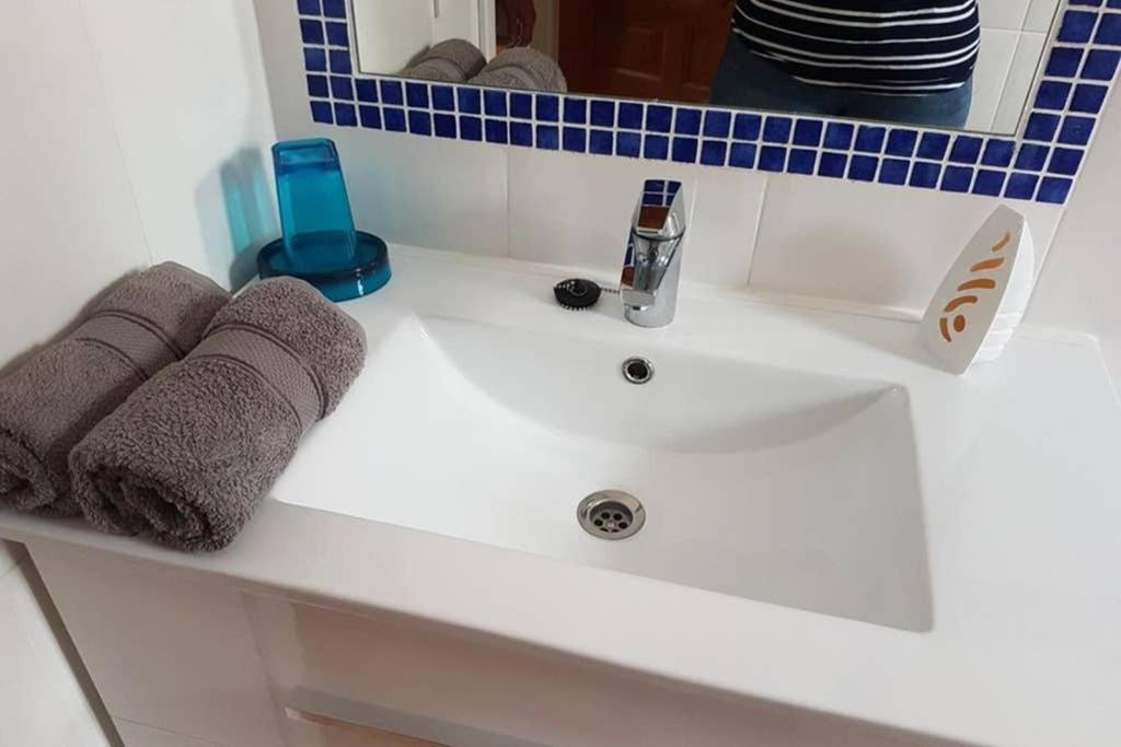 Pretty Villa With Private Pool ロス・アルカサレス エクステリア 写真