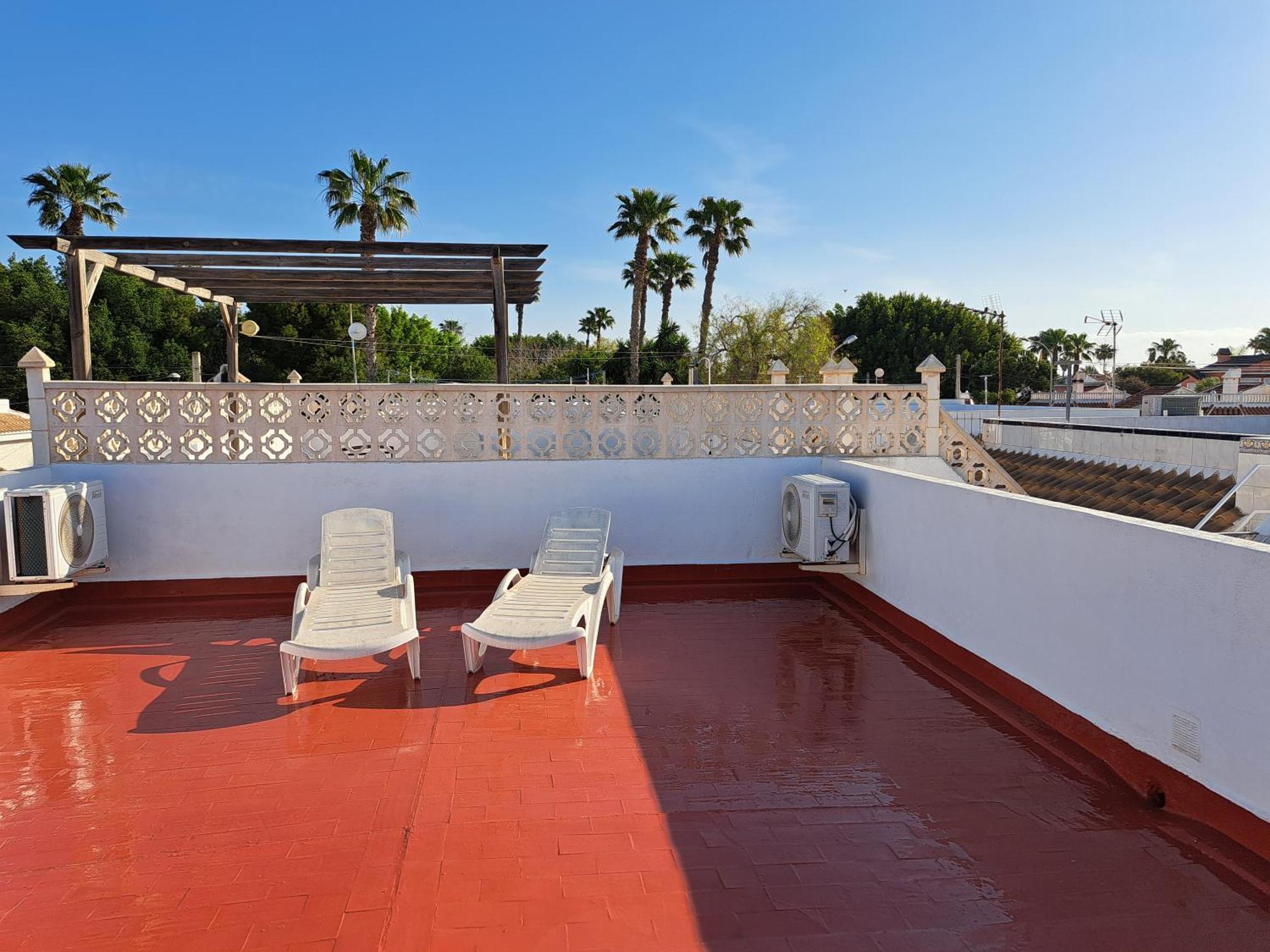 Pretty Villa With Private Pool ロス・アルカサレス エクステリア 写真
